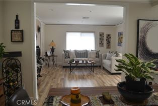 Single Family Residence, 10407 Danube ave, Granada Hills, CA 91344 - 17