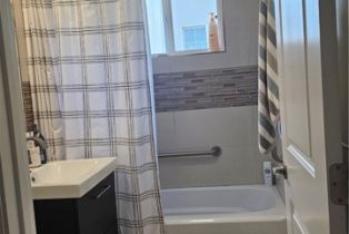 Single Family Residence, 10407 Danube ave, Granada Hills, CA 91344 - 29