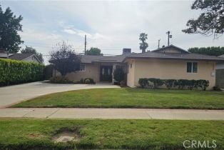 Single Family Residence, 10407 Danube ave, Granada Hills, CA 91344 - 3