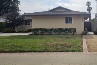 Single Family Residence, 10407 Danube ave, Granada Hills, CA 91344 - 4