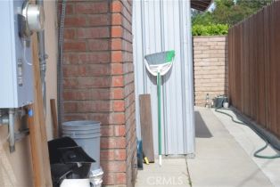 Single Family Residence, 10407 Danube ave, Granada Hills, CA 91344 - 55