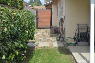 Single Family Residence, 10407 Danube ave, Granada Hills, CA 91344 - 58