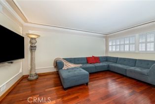 Townhouse, 18150 Oxnard st, Tarzana, CA 91356 - 10