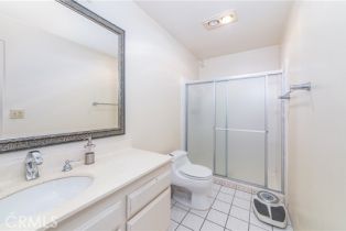 Townhouse, 18150 Oxnard st, Tarzana, CA 91356 - 12