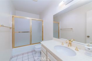 Townhouse, 18150 Oxnard st, Tarzana, CA 91356 - 13