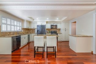 Townhouse, 18150 Oxnard st, Tarzana, CA 91356 - 6