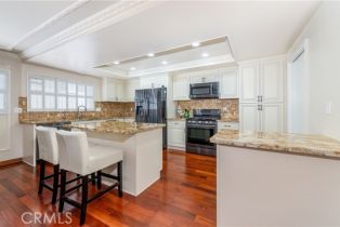 Townhouse, 18150 Oxnard st, Tarzana, CA 91356 - 9