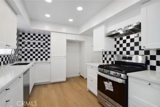 Townhouse, 17830 Killion st, Encino, CA 91316 - 15