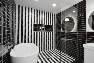 Townhouse, 17830 Killion st, Encino, CA 91316 - 25