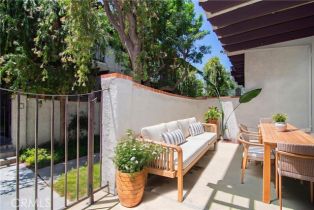 Townhouse, 17830 Killion st, Encino, CA 91316 - 30