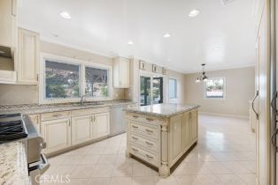 Single Family Residence, 17232 Quesan pl, Encino, CA 91316 - 12
