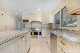 Single Family Residence, 17232 Quesan pl, Encino, CA 91316 - 14