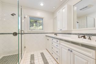 Single Family Residence, 17232 Quesan pl, Encino, CA 91316 - 32