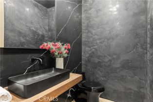 Single Family Residence, 13536 Morrison st, Sherman Oaks, CA 91423 - 26