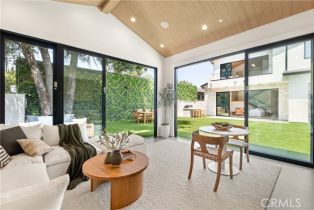 Single Family Residence, 13536 Morrison st, Sherman Oaks, CA 91423 - 30