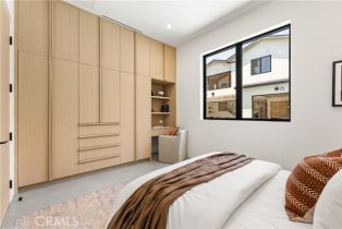 Single Family Residence, 13536 Morrison st, Sherman Oaks, CA 91423 - 32