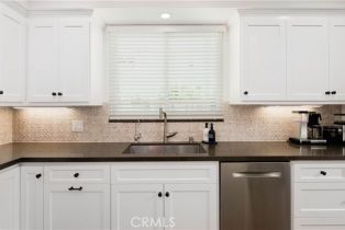 Single Family Residence, 4225 Elmer ave, Studio City, CA 91602 - 17