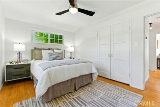 Single Family Residence, 5517 Bevis ave, Sherman Oaks, CA 91411 - 11