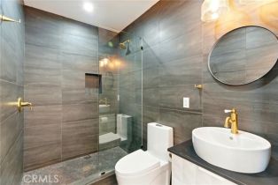 Single Family Residence, 5517 Bevis ave, Sherman Oaks, CA 91411 - 29