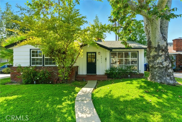 Single Family Residence, 5517 Bevis ave, Sherman Oaks, CA 91411 - 1