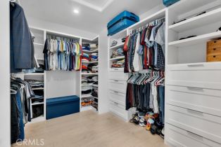 Single Family Residence, 3843 Hayvenhurst ave, Encino, CA 91436 - 31