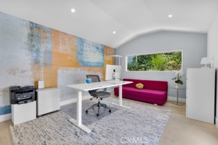 Single Family Residence, 3843 Hayvenhurst ave, Encino, CA 91436 - 37