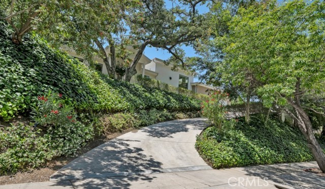 Single Family Residence, 3843 Hayvenhurst ave, Encino, CA 91436 - 1