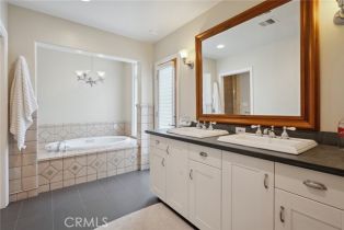 Single Family Residence, 4520 El Caballero dr, Tarzana, CA 91356 - 15