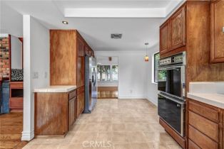 Single Family Residence, 10915 Remmet ave, Chatsworth, CA 91311 - 11