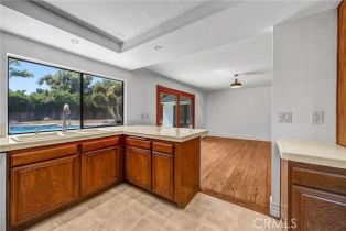 Single Family Residence, 10915 Remmet ave, Chatsworth, CA 91311 - 12