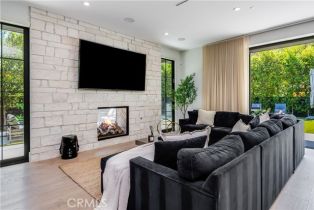 Single Family Residence, 5517 Allott ave, Sherman Oaks, CA 91401 - 13