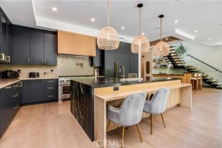 Single Family Residence, 5517 Allott ave, Sherman Oaks, CA 91401 - 18