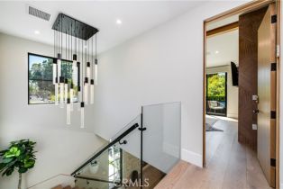 Single Family Residence, 5517 Allott ave, Sherman Oaks, CA 91401 - 32