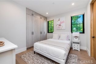 Single Family Residence, 5517 Allott ave, Sherman Oaks, CA 91401 - 46