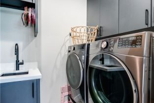 Single Family Residence, 5517 Allott ave, Sherman Oaks, CA 91401 - 48