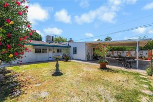 Single Family Residence, 10847 Monogram ave, Granada Hills, CA 91344 - 32