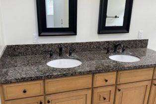 Single Family Residence, 4422 Matilija ave, Sherman Oaks, CA 91423 - 5