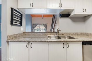 Condominium, 5460 White Oak ave, Encino, CA 91316 - 10