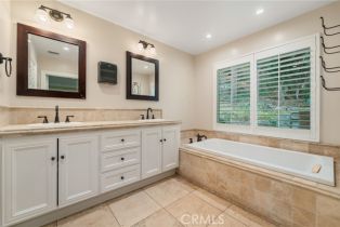 Single Family Residence, 4901 Amigo ave, Tarzana, CA 91356 - 15