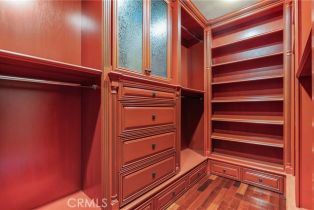 Single Family Residence, 19554 Wells dr, Tarzana, CA 91356 - 43