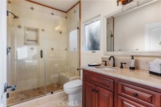 Single Family Residence, 19554 Wells dr, Tarzana, CA 91356 - 47