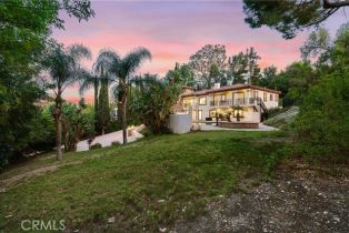 Single Family Residence, 19554 Wells dr, Tarzana, CA 91356 - 48