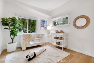 Single Family Residence, 17201 Bullock st, Encino, CA 91316 - 14