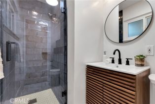 Single Family Residence, 17201 Bullock st, Encino, CA 91316 - 15