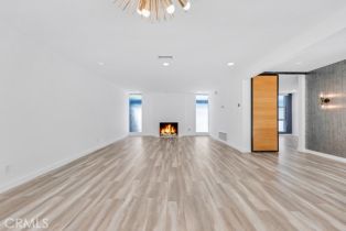 Single Family Residence, 11230 Dilling st, Studio City, CA 91602 - 10