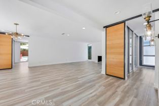 Single Family Residence, 11230 Dilling st, Studio City, CA 91602 - 11