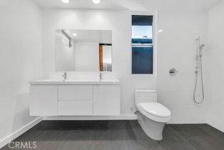 Single Family Residence, 11230 Dilling st, Studio City, CA 91602 - 19