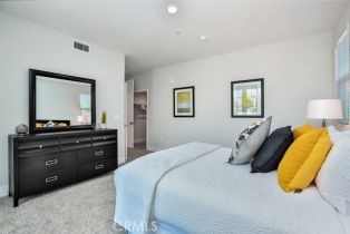 Apartment, 10718 Acama st, Studio City, CA 91602 - 17