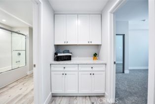 Apartment, 10718 Acama st, Studio City, CA 91602 - 22