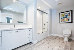 Apartment, 10718 Acama st, Studio City, CA 91602 - 24